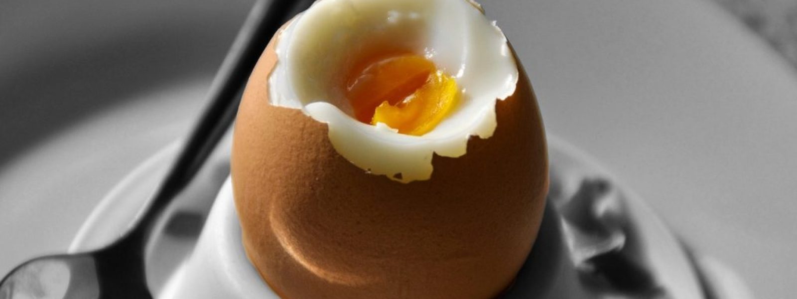 Ouăle – de ce TREBUIE să le includeţi în meniu chiar dacă aveţi probleme cardiovasculare